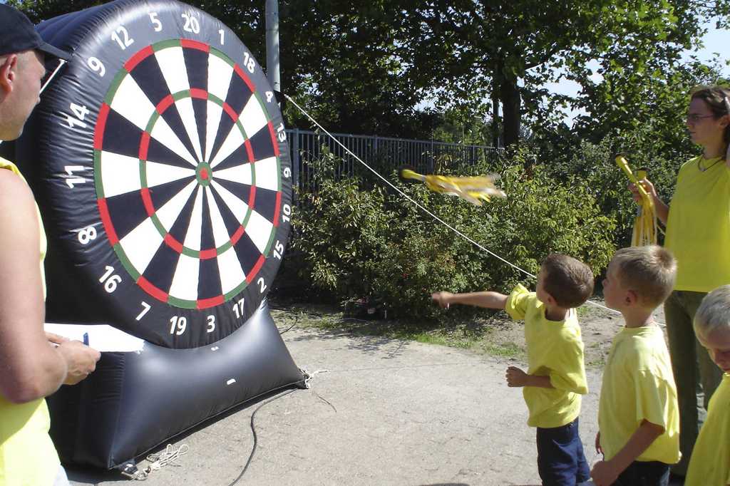 Vleien gips eerlijk Dartbord (opblaasbaar) | Heesbeen Attractieverhuur