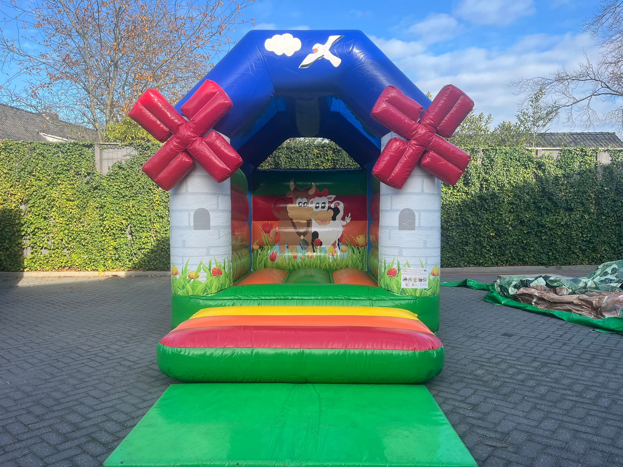 ea2979a9-2e93-4aed-afe8-bff1de3730ac